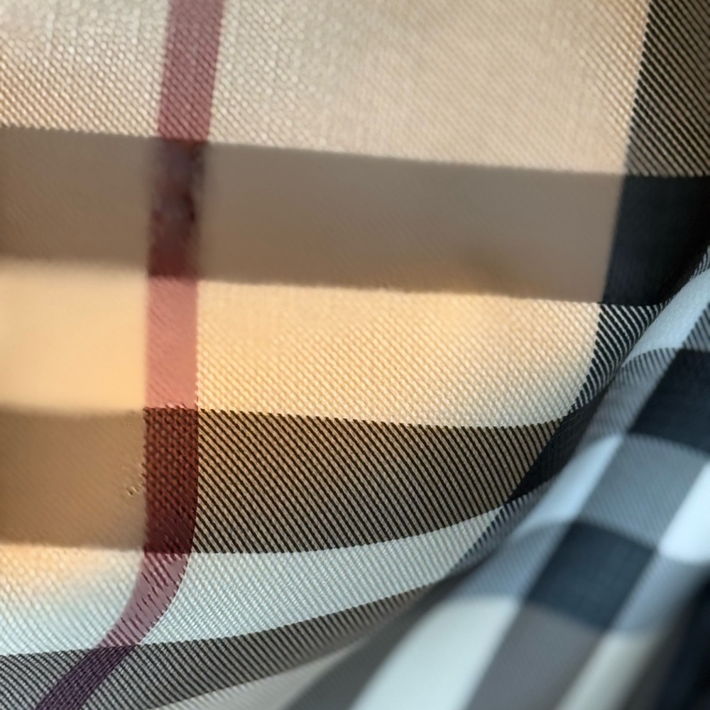 Burberry Black and Beige Check Shoulder Bag - Picture 3 of 11